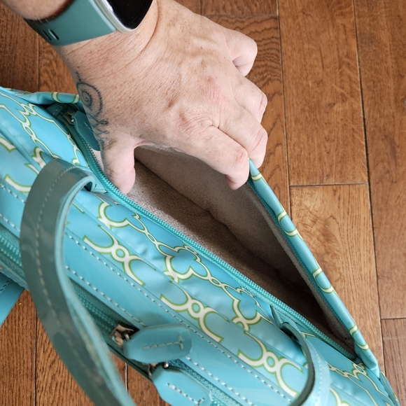 STELLA & DOT | zip jewelry travel luggage case - Picture 8 of 16